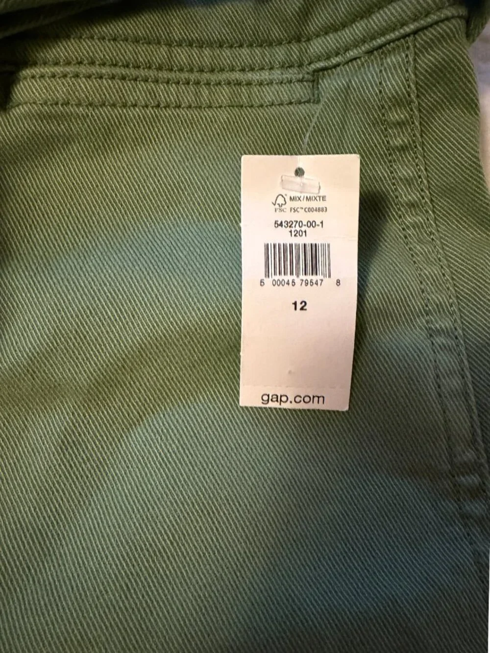 Gap Green Khaki Belted Shorts | Women's Size 12 | NWT